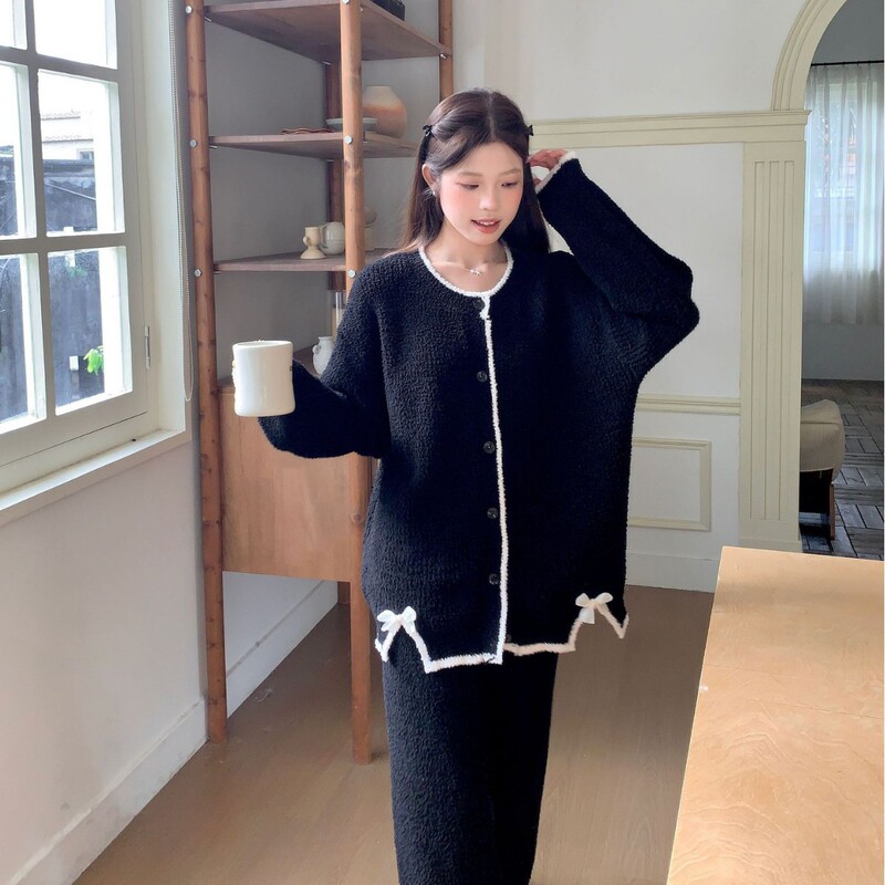 Autumn and Winter New Soft Cardigan Women's Home Clothes Winter High-End Simple Feather Yarn Thickeneded Home Clothes