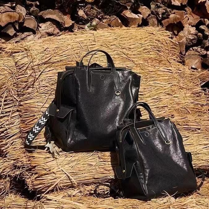 2025 New Shansha Tracking Series Backpack, Single Shoulder Crossbody, Large Capacity, Commuter Travel Laptop Bag for Women