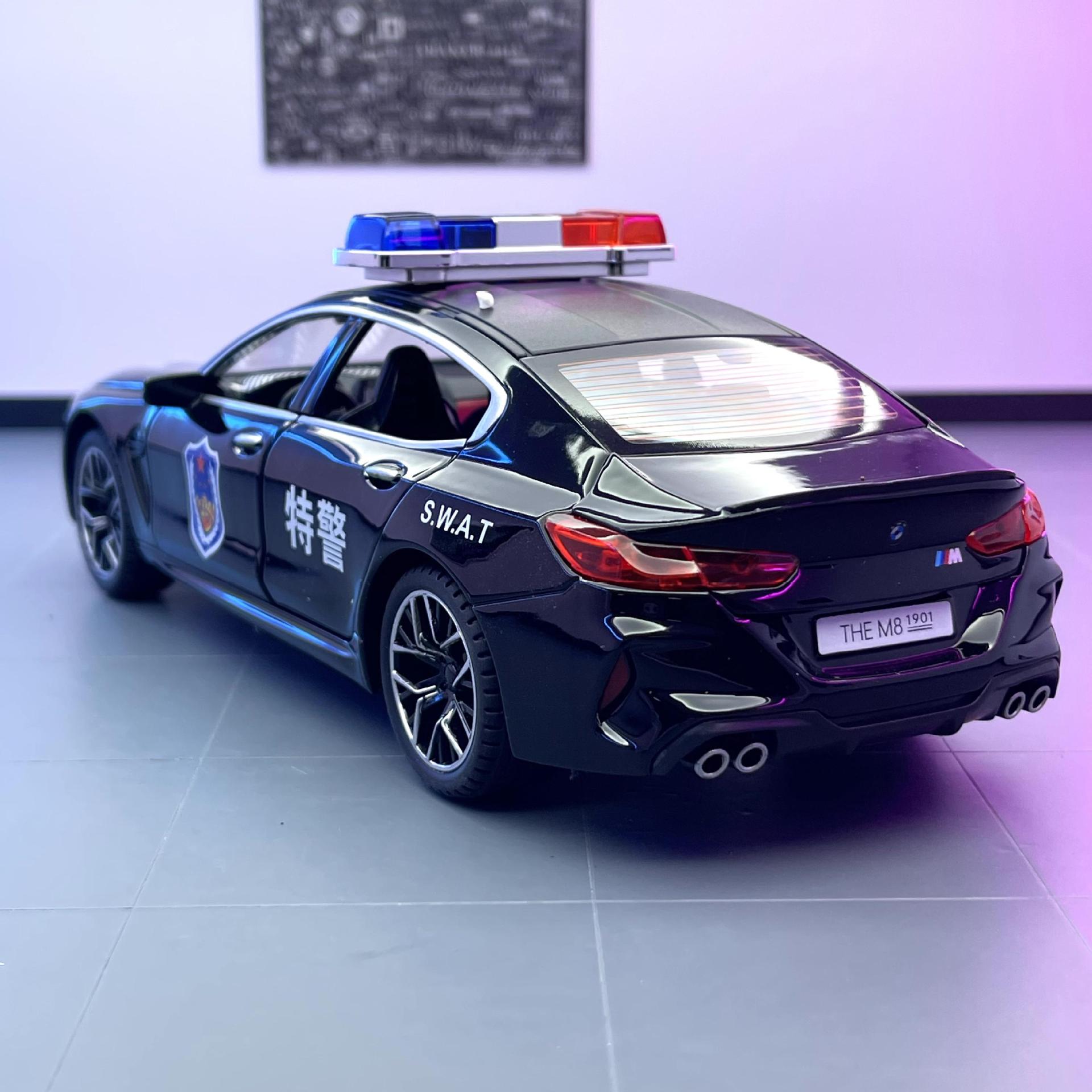 Weili aleación coche modelo 1:24 BMW M8 coche policía especial policía tire hacia atrás con sonido y luz modelo de coche de juguete adornos