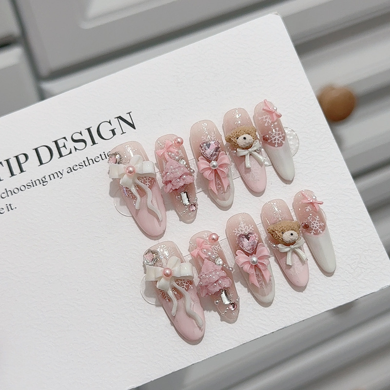 "Milky Bear" Handmade Christmas-Themed Holiday Nail Art, Handmade Wearable Nails, Finished Nail Products for Students "Milky Bear" Handmade Christmas-Themed Holiday Nail Art, Handmade Wearable Nails, Finished Nail Products for Students