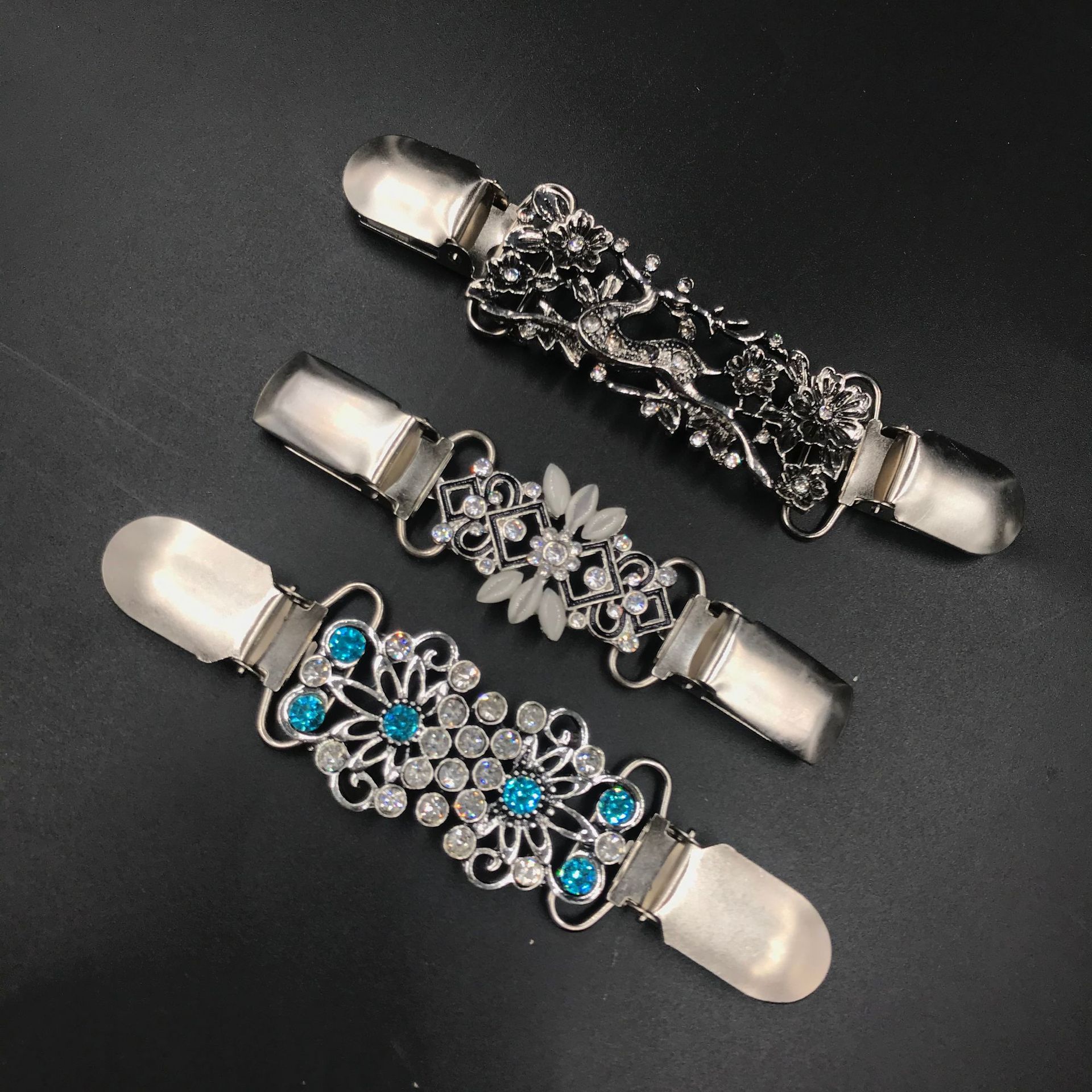 Amazon 3-piece suéter chal clip vintage Sika ciervos cardigan collar clip duckbill clip vestido camisa broche clip