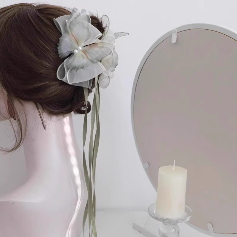 後頭部に蝶結びヘアピンを付けた女性、超妖精のリボン、新しい中国風のポニーテールクリップ、漢服のチャイナドレス、古代風の頭飾り|undefined