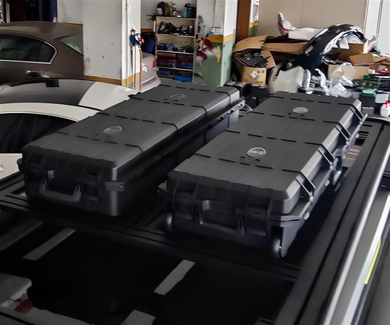 Universal car travel large-capacity roof luggage box, roof equipment box, three-proof car-mounted explosion-proof box