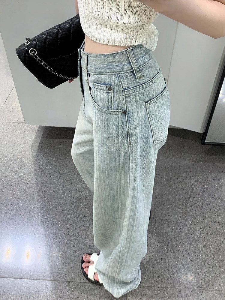 Light blue straight-leg jeans for women, new summer style, designed for plus-size figures with a pear-shaped body, featuring a high waist, loose fit, and a slimming, wide-leg design