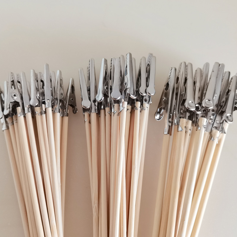 深圳工厂家定制手办固定夹子首版鳄鱼夹带竹柄喷涂上色夹子订做|ru