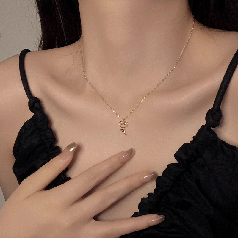 Plating Design Titanium Steel Copper Gold Plated Simple Style Classic Style Flower Plating Pendant Necklace