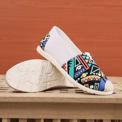 Beijing old cloth shoes women's non-slip soft-soled canvas shoes comfortable and casual slip-on daily household versatile shoes