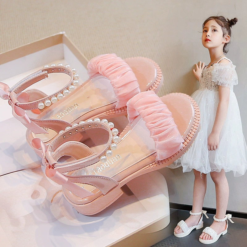 Детские сандалии 2025: Новинка лета, модные в корейском стиле, с мягкой подошвой, повседневные римские туфли для детей старшего возраста и школьников