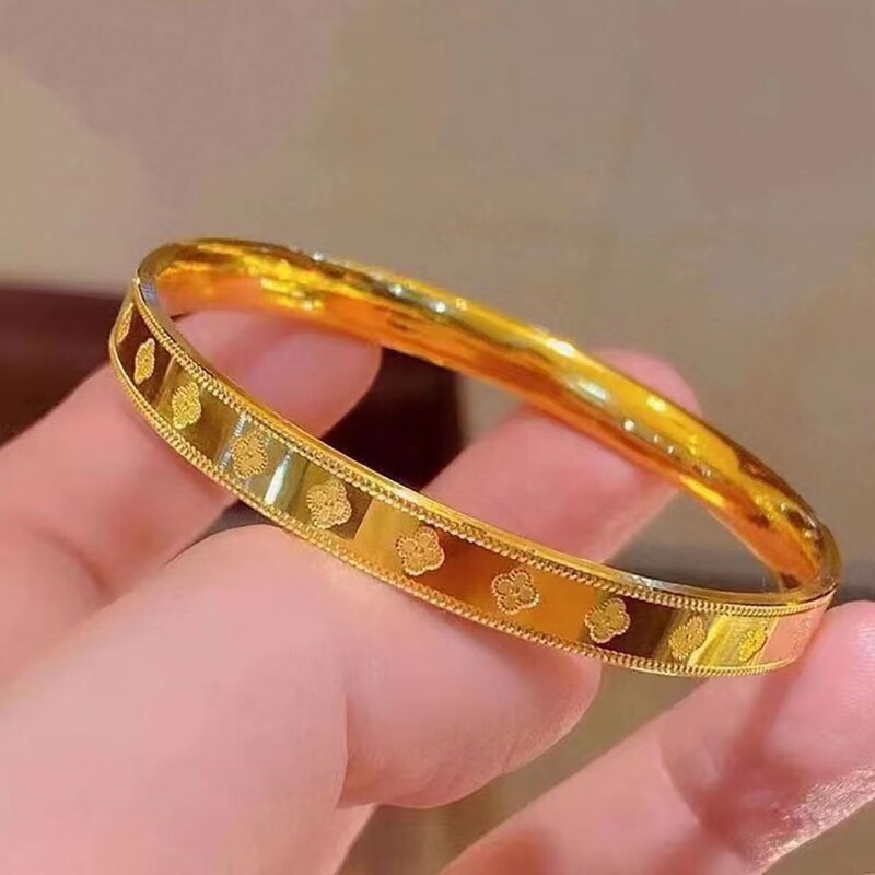 Vietnamese Sand Gold Closed Four-Leaf Clover Bracelet for Women, Long-Lasting Gold-Plated Jewelry Bracelet, Simple Yellow Bracelet