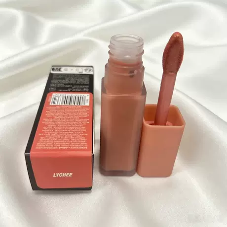Orange concealer lychee