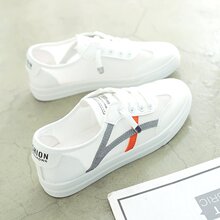 �ҳ��ٷ���Ş��W��С��ЬŮ���Ŀ�͸��WЬ����һ�_��ƽ��Ь��