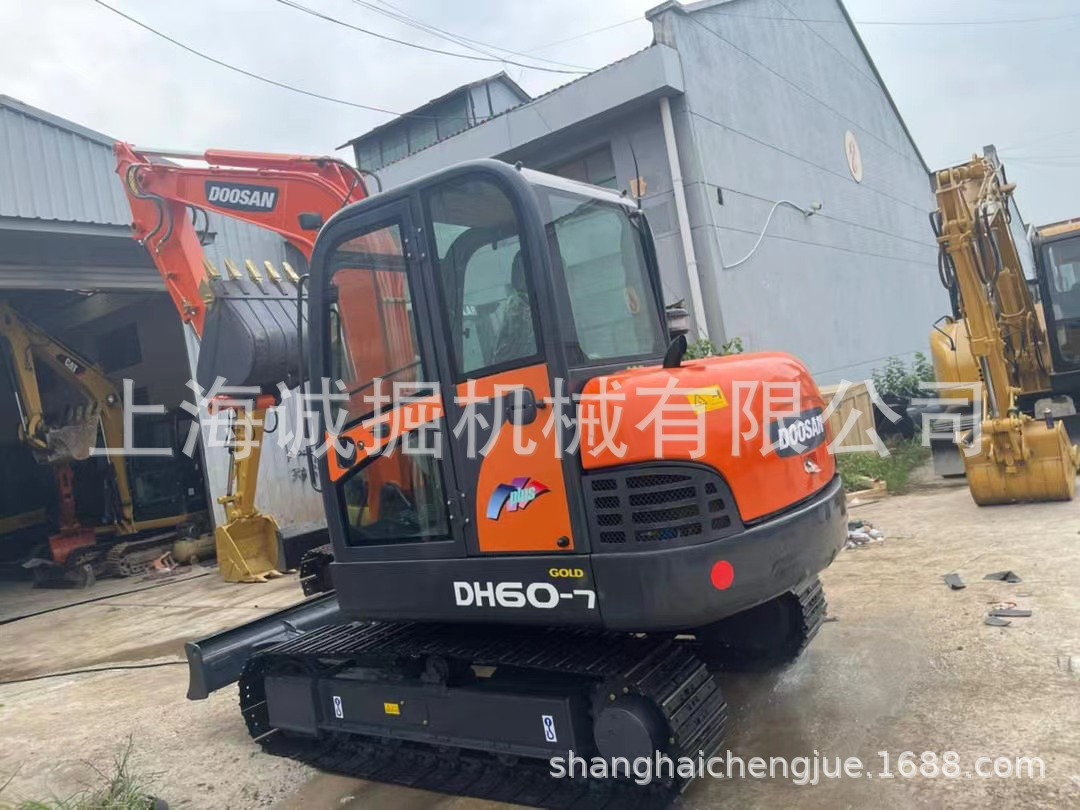 DOOSAN 斗山DH60-7 挖掘机