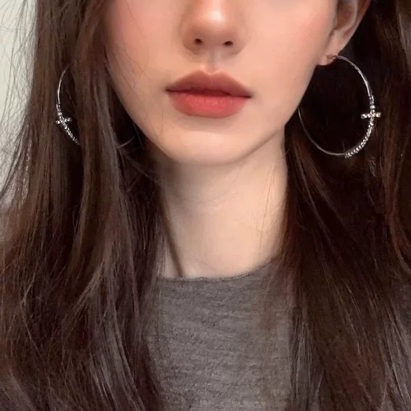 Silver Needle Diamond Round Ear Ring European and American Personality Simple plain Ring Earrings Light Luxury High-end Earrings Design Sense Niche