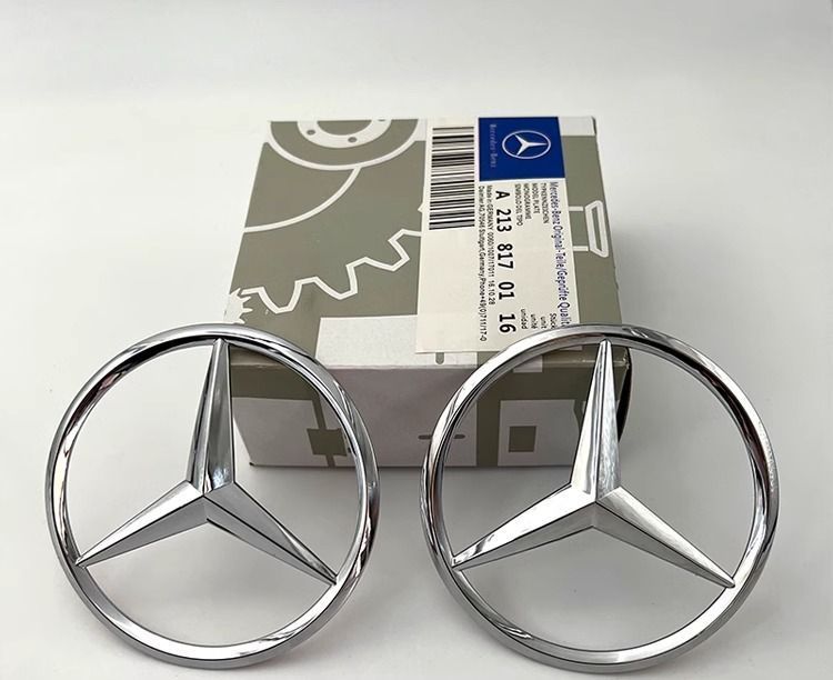 Mercedes-Benz GLC43, GLC200, GLC260, GLC300, GLC350 – round emblem for the rear trunk area