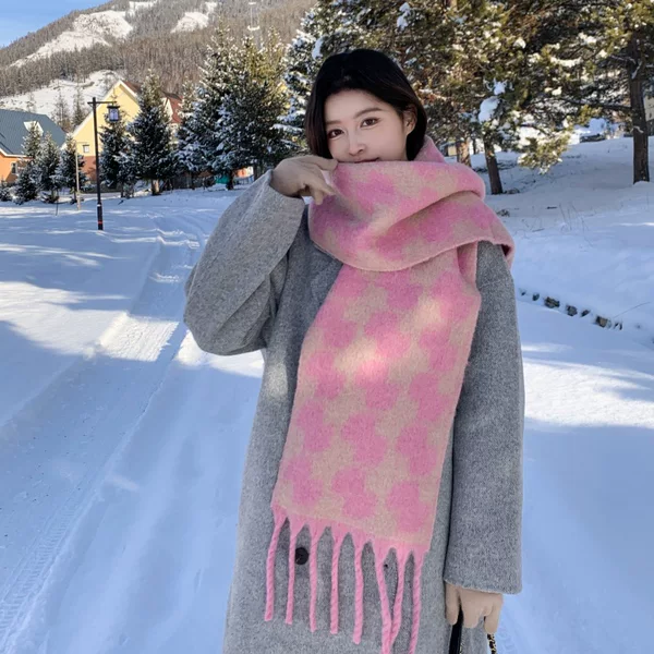 Plaid Scarf Women's Autumn and Winter 2024 New High-end Korean Style All-match Thickened Warm Neck Protection Neck Trend
