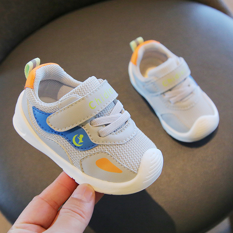 Primavera 2024 zapatos para niños zapatillas de deporte para niñas zapatos para bebés de fondo suave antideslizante 1-3 zapatos para bebés zapatos para niños pequeños