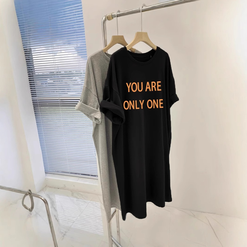 2025 New Summer Short-sleeved T-shirt Dress Korean Loose Over-the-Knee Long Dress Instagram Fashion dress Women's Mid-length Summer 2025 New Summer Short-sleeved T-shirt Dress Korean Loose Over-the-Knee Long Dress Instagram Fashion dress Women's Mid-length Summer
