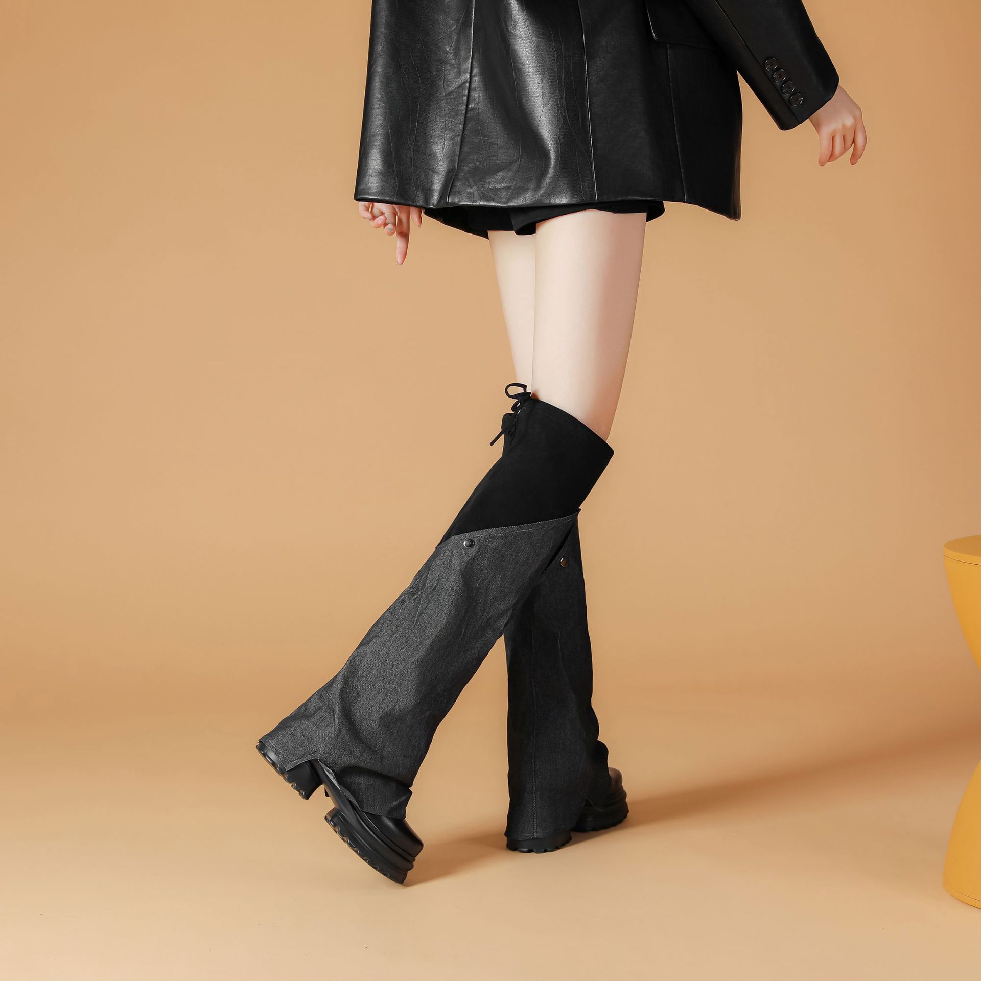 Boot nữ cổ cao ôm bắp chân chất jean phong cách miền Tây, gót 10 cm — Nhung đen jean chi tiết 8