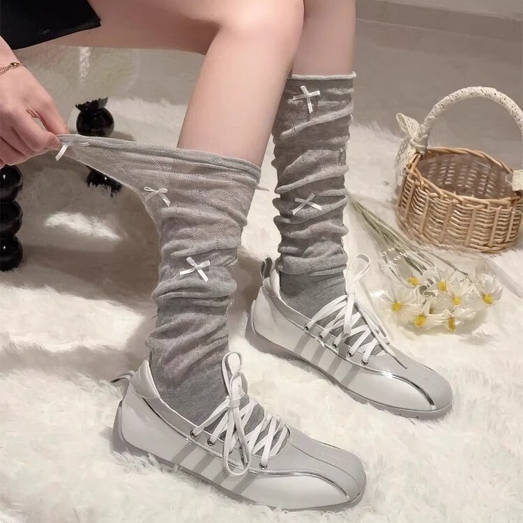 Ioulor Bowknot Pleated Bubble Socks Summer Thin Breathable Sweet Mid-Calf Socks for Girls