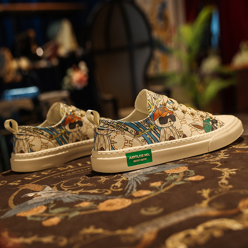 Herren 2024 Winter neuer Trend vielseitige leichte Luxus weiße Graffiti Mode weiche Sohle Casual Board Schuhe_voghion.com