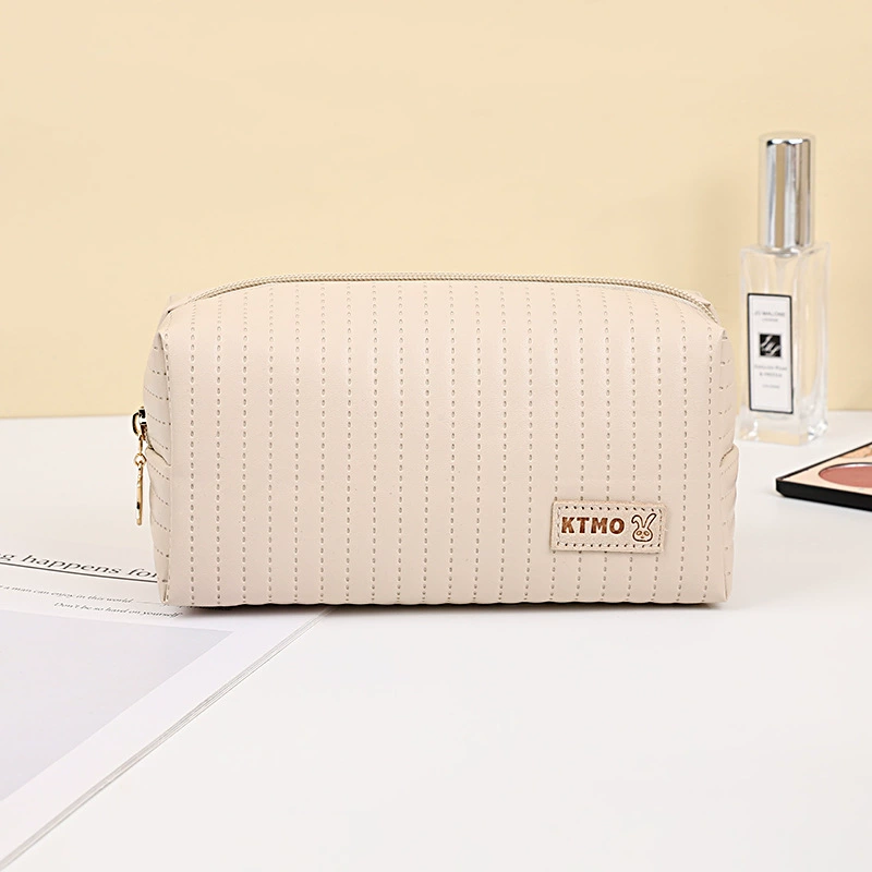 Polyurethane Cosmetic Bag, Handheld Waterproof Organizer, Spacious 24.2×19.6×3.6 cm