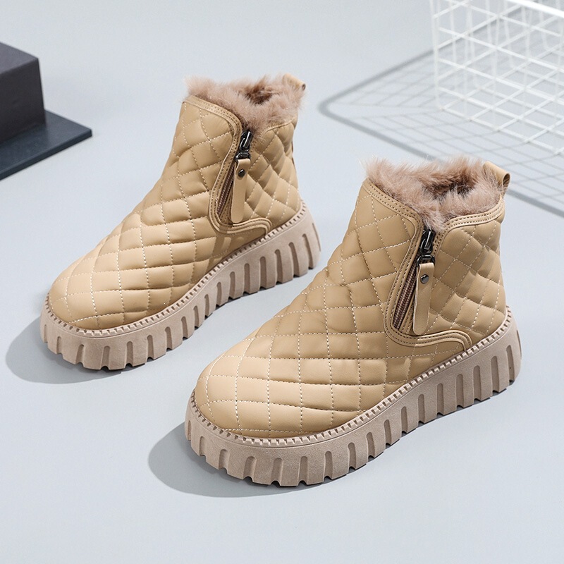 Outdoor winter snow boots with fleece lining, non-slip, thickened, warm short boots, 2026 new fashion versatile women's cotton shoes Outdoor winter snow boots with fleece lining, non-slip, thickened, warm short boots, 2026 new fashion versatile women's cotton shoes