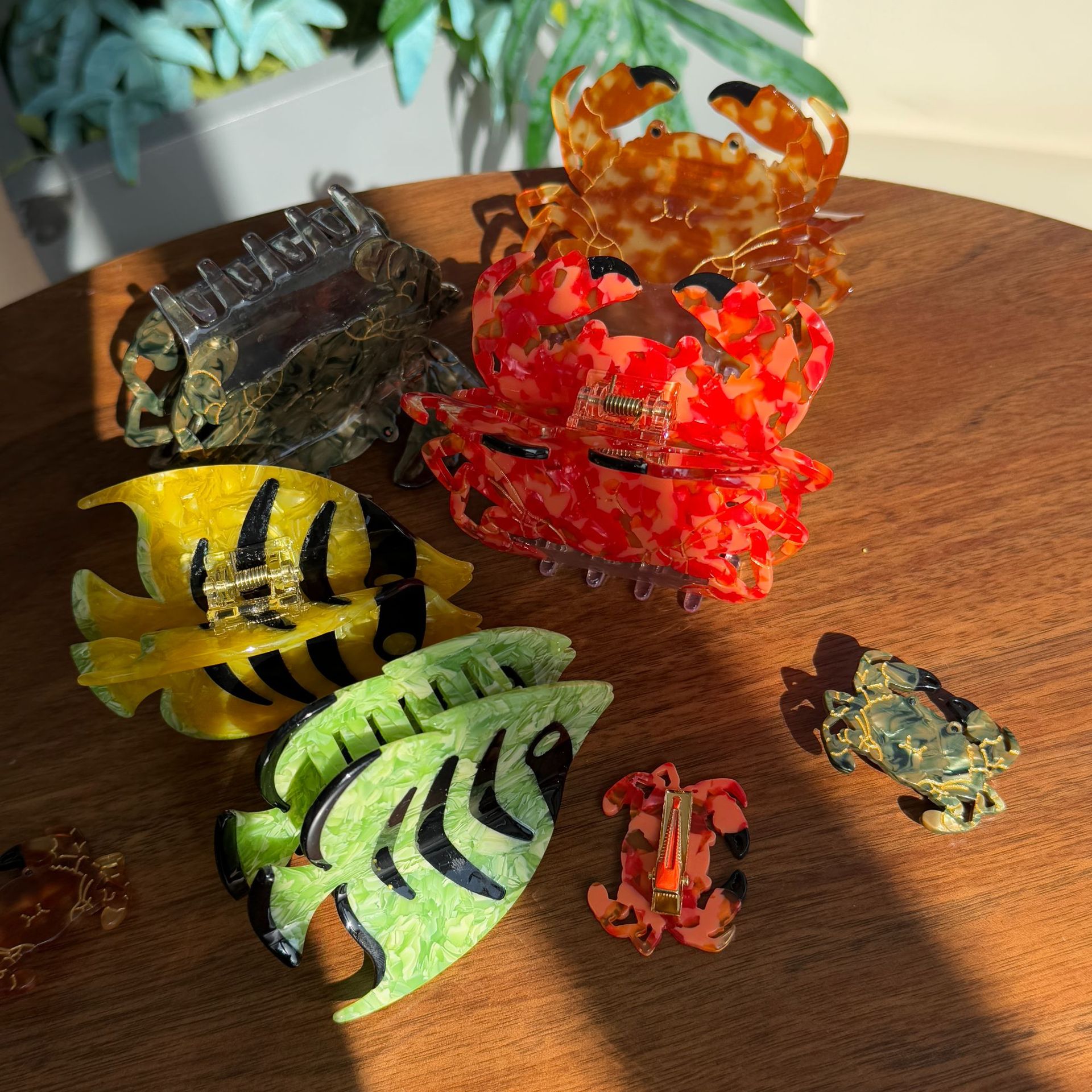20g Weight Hair Claws Hair Accessories Type 1 Piece Quantity Holiday, Daily Occasion Acetic acid sheets Material Crab, Fish Pattern All Seasons Season Women's Gender Simple Style Style Simple Style Women's Crab Fish Acetic Acid Sheets Hair Claws 10