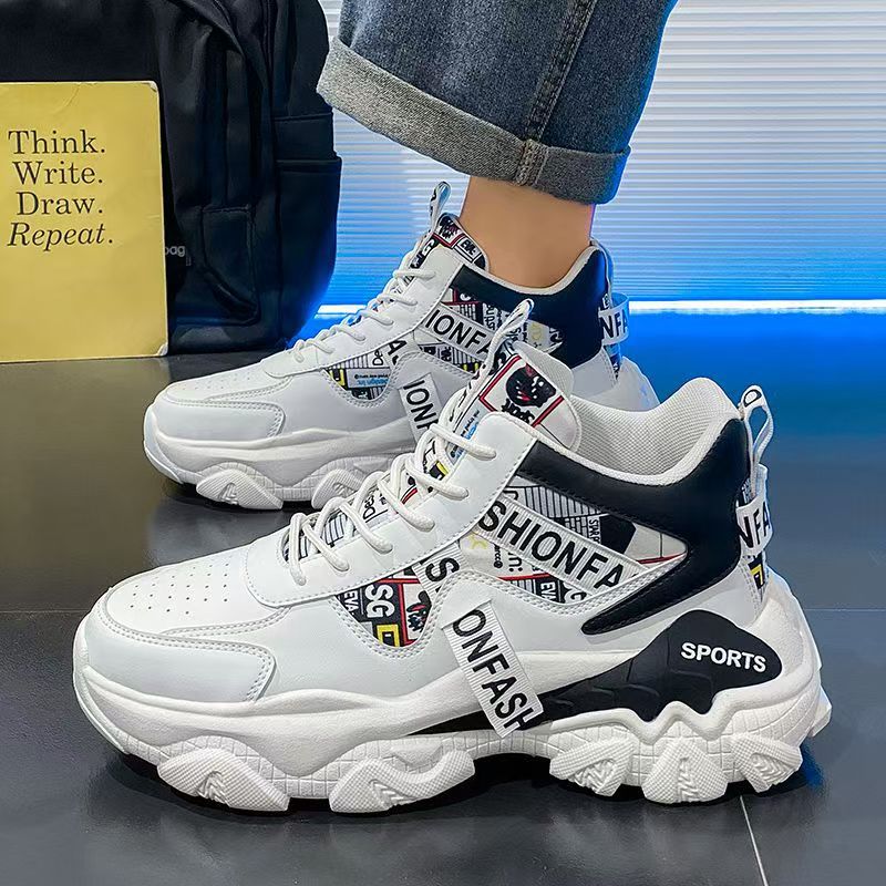 Zapatos de invierno para hombres nuevos zapatos de alta altura, zapatos deportivos de hombre, tendencia universal, suela gruesa aumentada, zapatos casuales para correr.