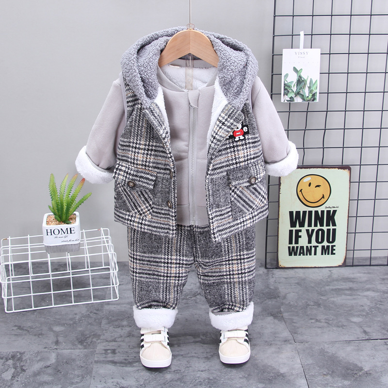 Boys' winter clothes suit clothes boys' children's clothing boys' sports autumn fleece-lined 0 1 year old 2 years old and a half years old 3 years old