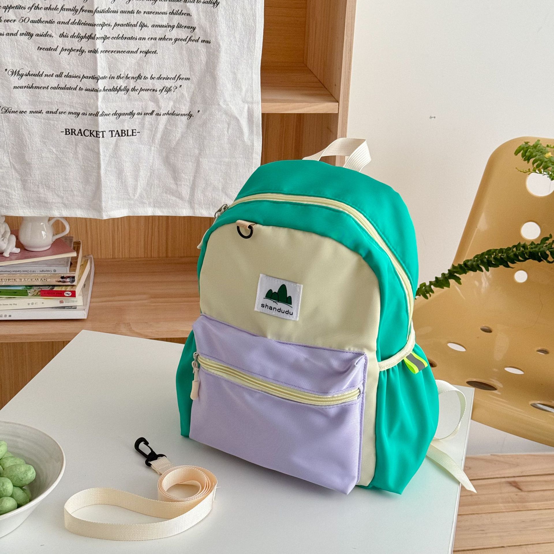 Mochila escolar de jardín de infantes para estudiantes de primaria Mochila de gran capacidad de moda para niños y niñas