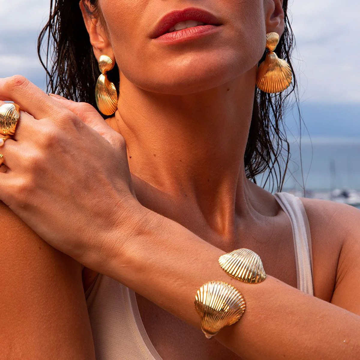 Europa y América de moda transfronteriza estrella de mar conchas abiertas pulsera alta sensación collar de metal de acero inoxidable nicho collar frío