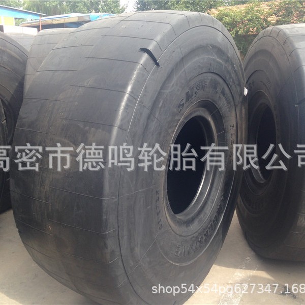 Suministre el L-5s 26.5R25 el refuerzo completamente de acero brillante del neumático de la ingeniería del cargador 29.5R29