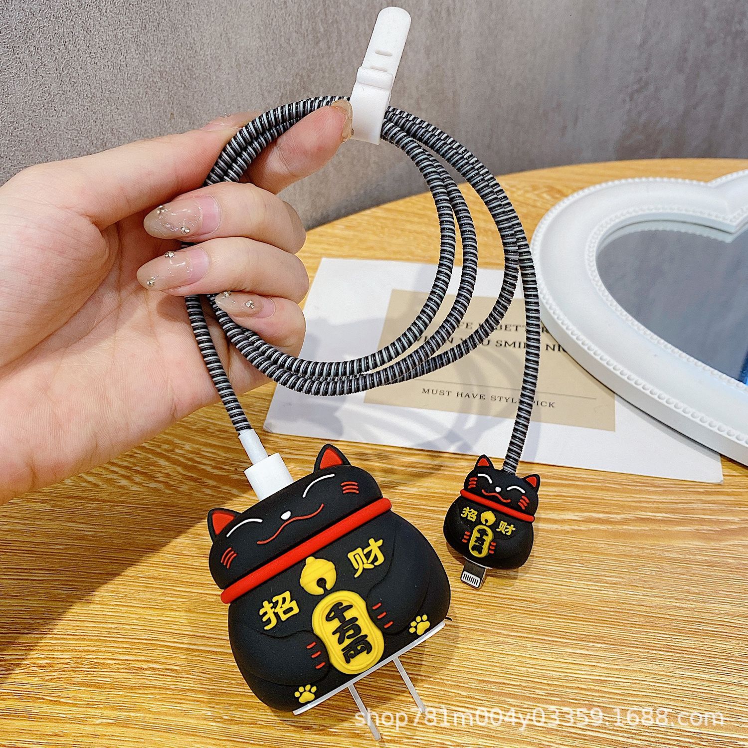 Nuevo cable de datos de dibujos animados cubierta protectora adecuado para Apple carga rápida cabeza 18/20W carga cabeza cubierta protectora Winder