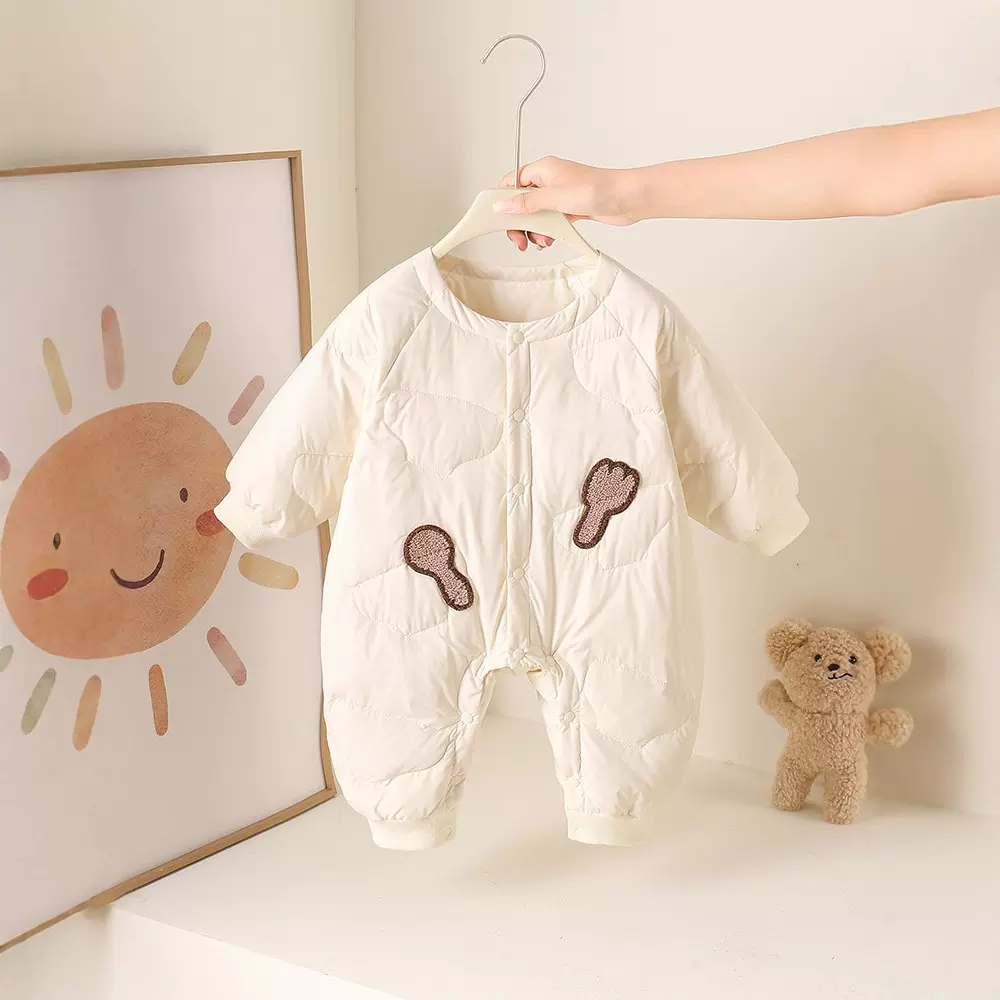 婴儿羽绒服冬季超萌简约轻薄白鸭绒宝宝连体哈衣保暖防风外出服