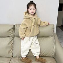 Ůͯ�ӽq���b�¿���⃺ͯ�ﶬ�b�Ӻ�ëë�l�����_ѝŮ�����ɼ���