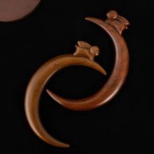 月亮簪子汉服发簪雕刻弯月兔头饰金丝檀木簪盘发旗袍兔耳朵礼服