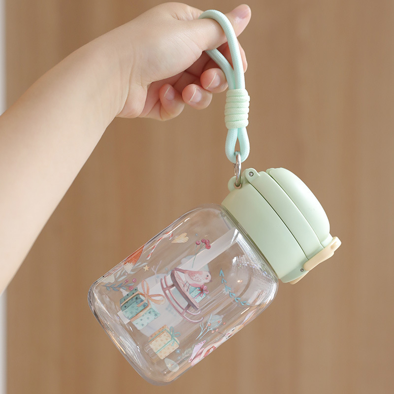 シンプルで見栄えの良いダブルストローカップ、かわいい学生落下防止子供用ケトル、大容量のポータブルプラスチックウォーターカップ|undefined