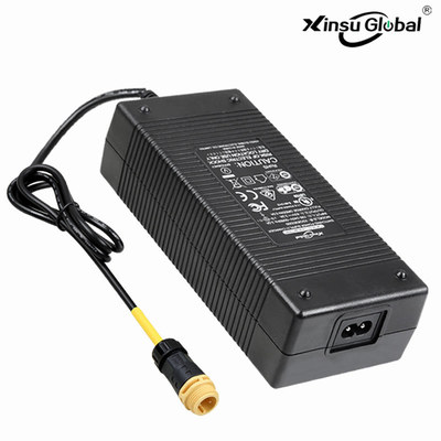 54.8V3.75A 2A充电器 UL/CE/PSE认证48V3.75A磷酸铁锂电池充电器