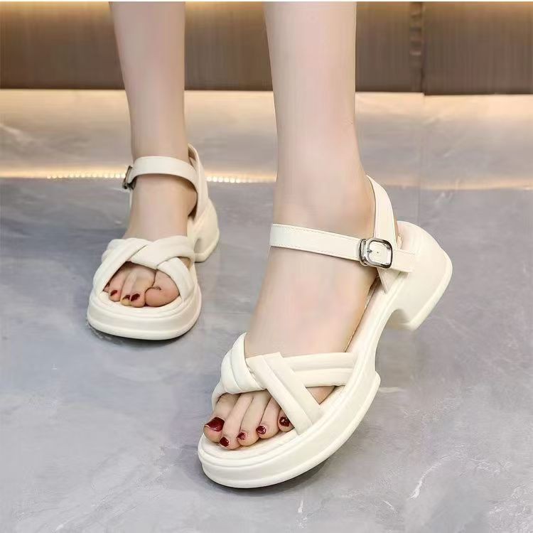 Zapatos sandalias de verano 2026 nuevos muffins con suela gruesa deportiva casual zapatos de playa romanos