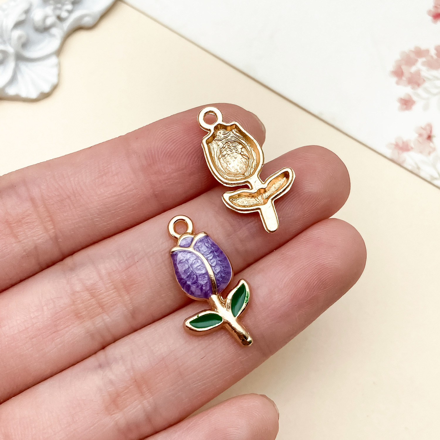 23516-MLN-紫色洒金滴油锌合金玫瑰花郁金香22x11