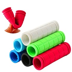 Bicycle handlebar gloves mountain bike dead-fly bicycle universal handlebar cover super soft rubber anti-slip handle cover riding accessories