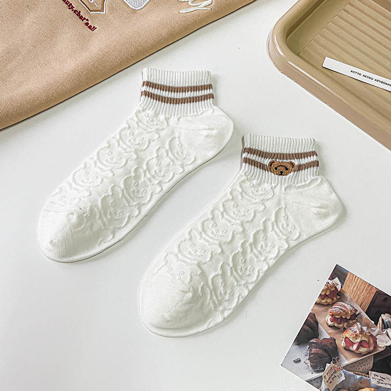 Calcetines mujer color sólido algodón primavera y verano calcetines de barco finos tubo corto café bordado animal pequeño patrón calcetines de mujer