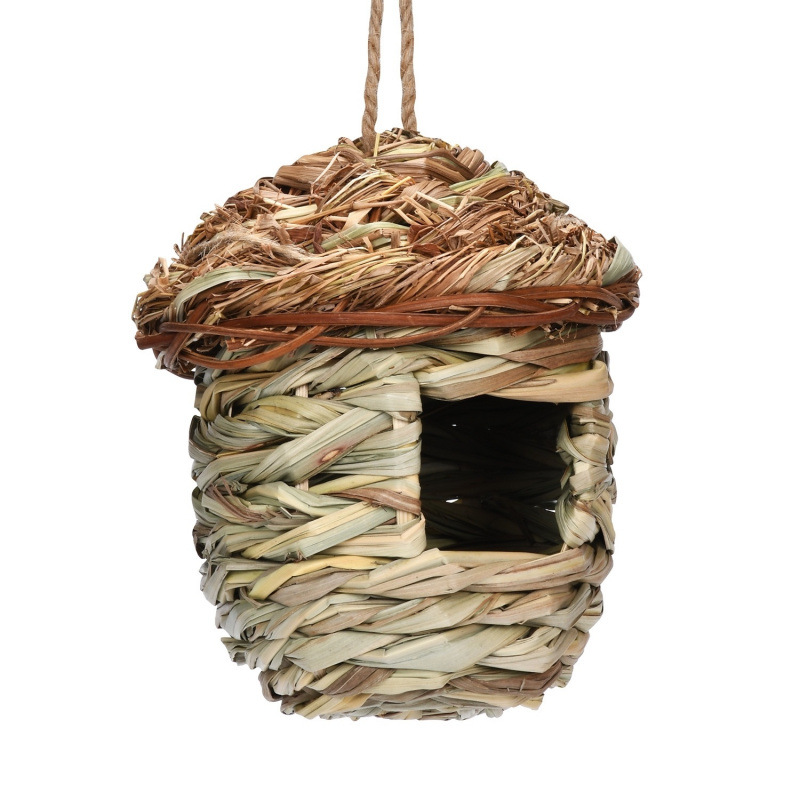 인기 있는 밀짚 새 둥지