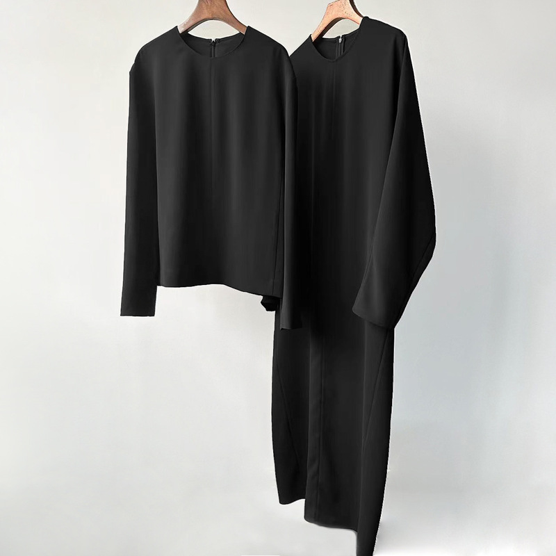 Nordic Niche Simple Style ~ Texturous Acetic Acid Series Black Loose Wide Crewneck Top Bat Sleeve dress Nordic Niche Simple Style ~ Texturous Acetic Acid Series Black Loose Wide Crewneck Top Bat Sleeve dress
