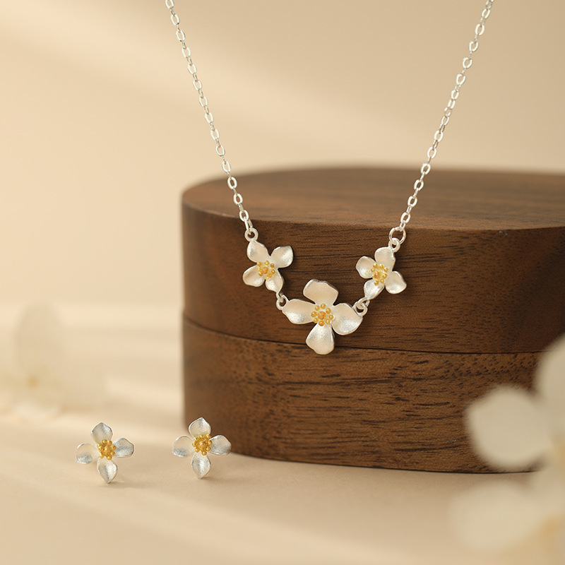 Original Abao S999 Pure Silver Gardenia Summer Time Series Set Fresh Pastoral Style Gentle Fresh Collarbone Chain Customization Original Abao S999 Pure Silver Gardenia Summer Time Series Set Fresh Pastoral Style Gentle Fresh Collarbone Chain Customization