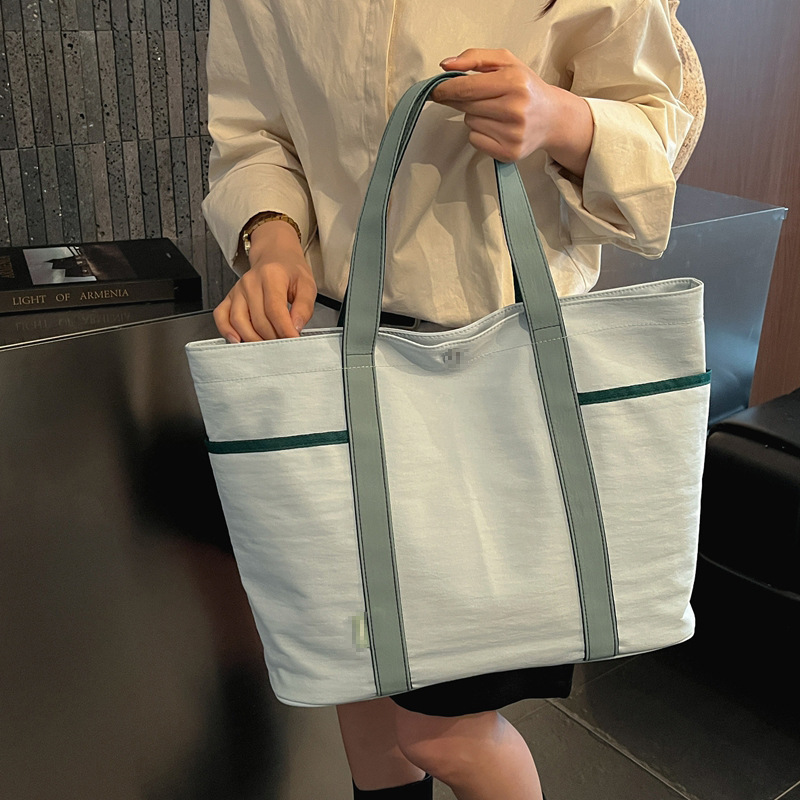 Lulu Canvas Bag New Model Daily Multi-Pocket Water-Resistant Tote Bag 20L Large Capacity Yoga Bag Casual Women's Bag