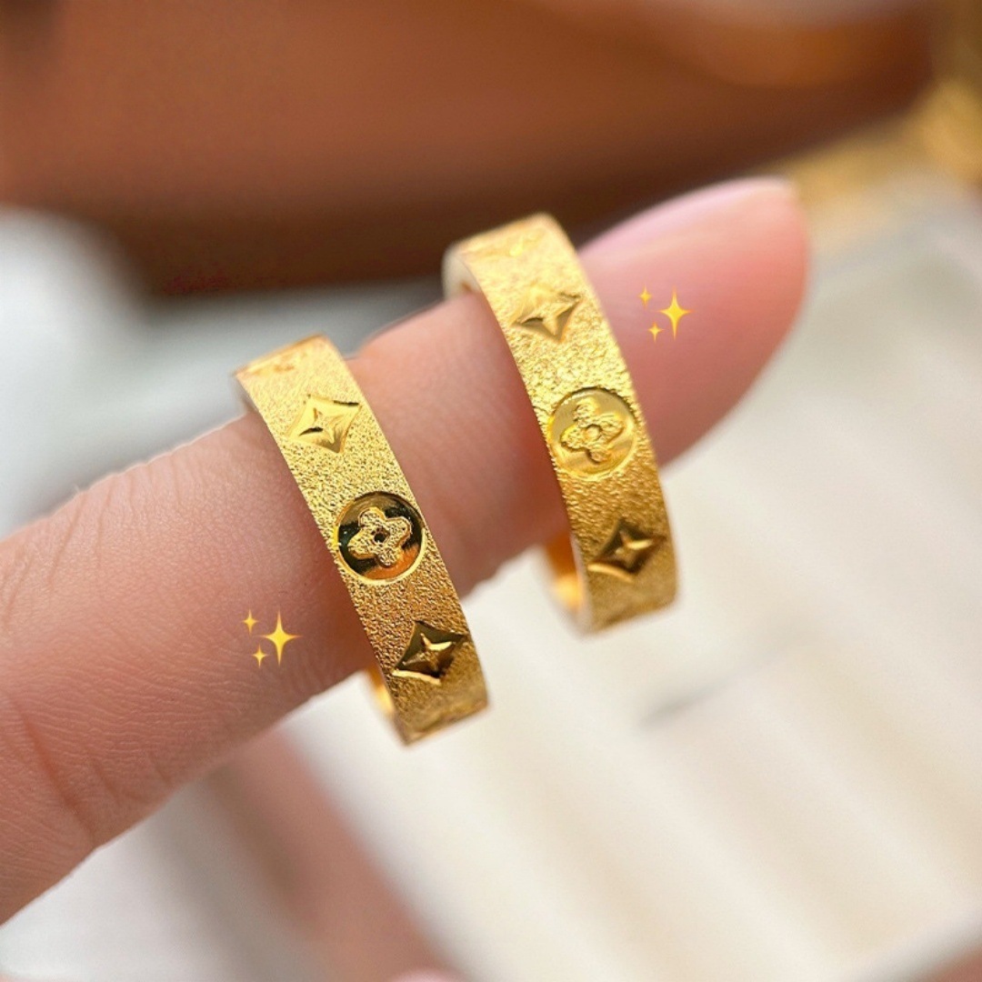 4mm 네일 샌드 클로버 링