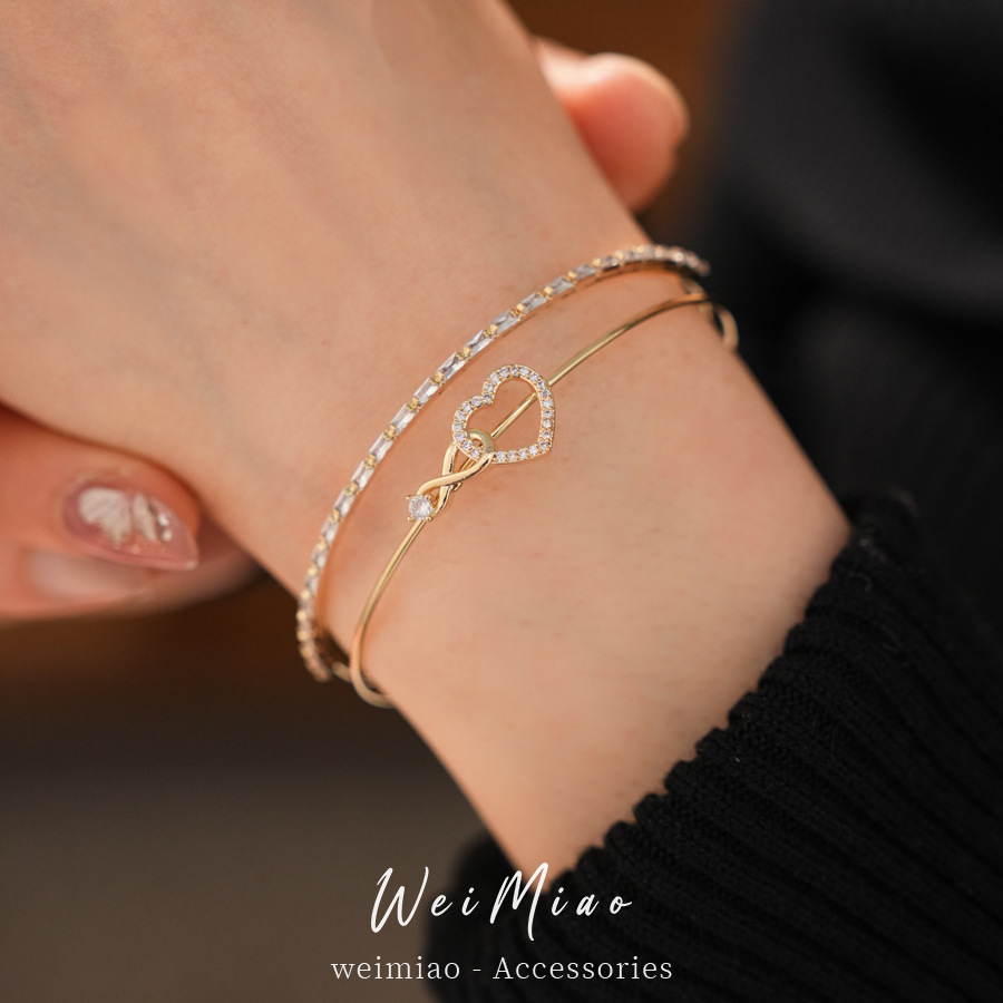 Zheng Zheng Shi amor pulsera de doble capa abierta pulsera de moda coreana exquisita pulsera versátil alta sensación de lujo ligero joyería al por mayor