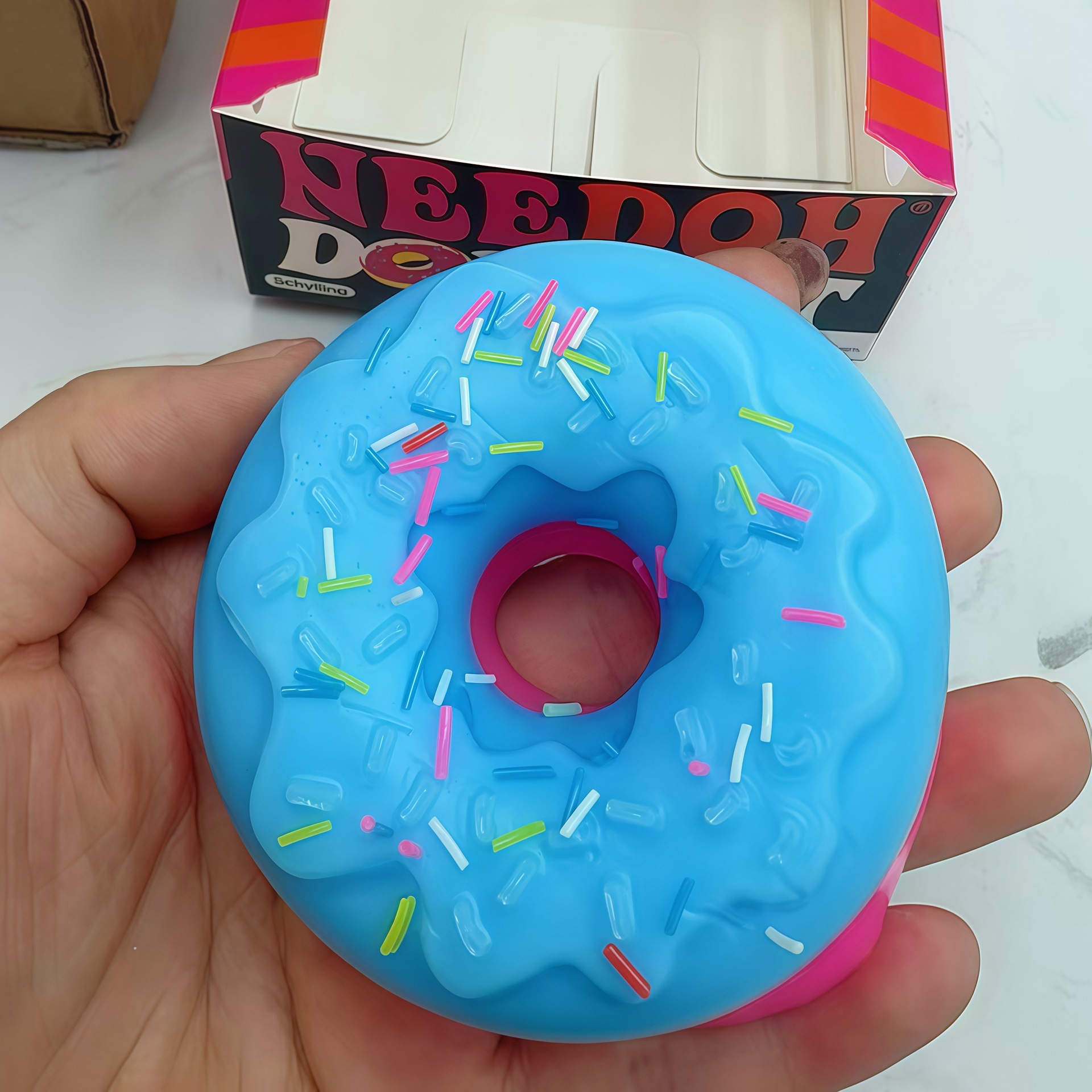 Игрушка-антистресс NeeDoh Dippin Donut цвет 1