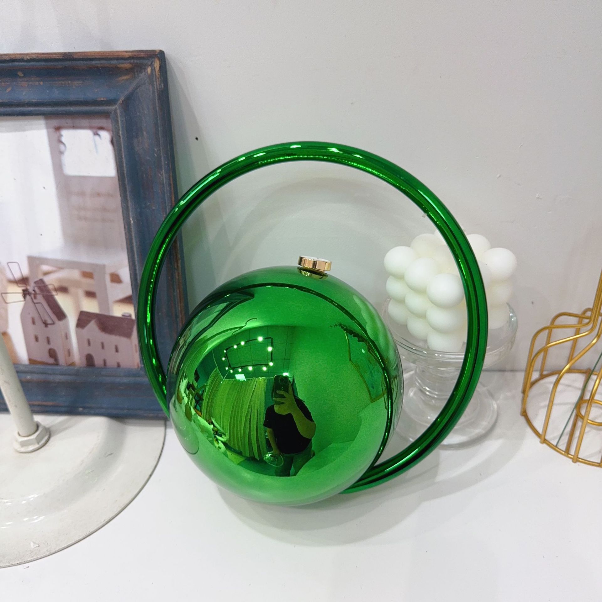 Europa y los Estados Unidos transfronterizos bolsas de cena de damas de alto nivel bolsas de mano de sequillas nuevas bolsas de cena esféricas de color sólido simples